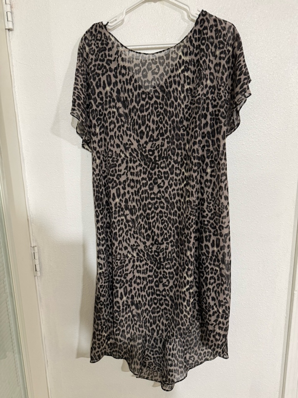 Adrianna Papell Sheer animal Leopard-Print Shift Dress in Taupe/Black M high low